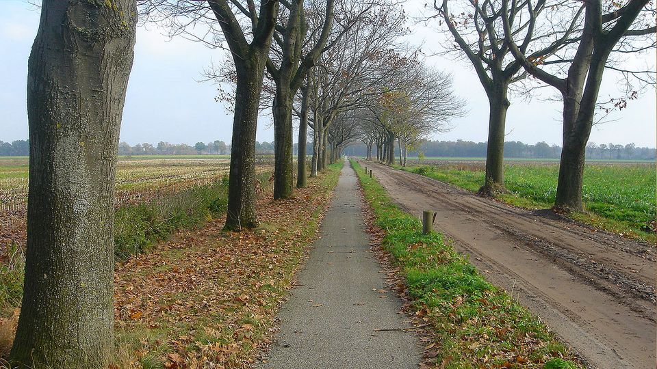 Deurne en Asten. Asten en Deurne.